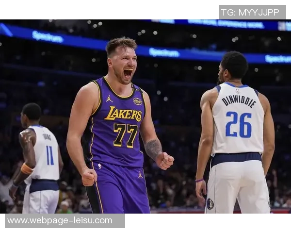 季后赛激战湖人对决爵士精彩瞬间回顾与分析